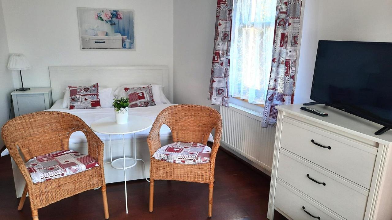 Hotel Strelnice Teplice nad Metuji Ngoại thất bức ảnh